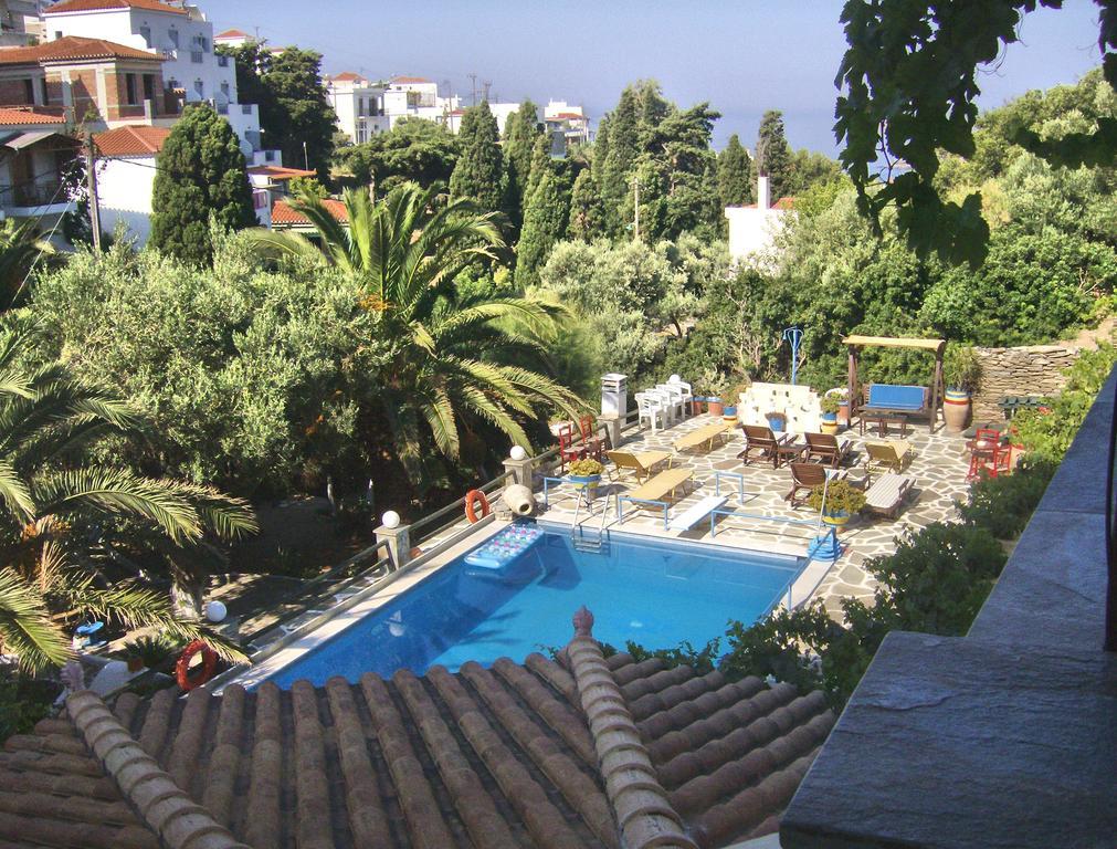Villa Rena Баци Екстериор снимка